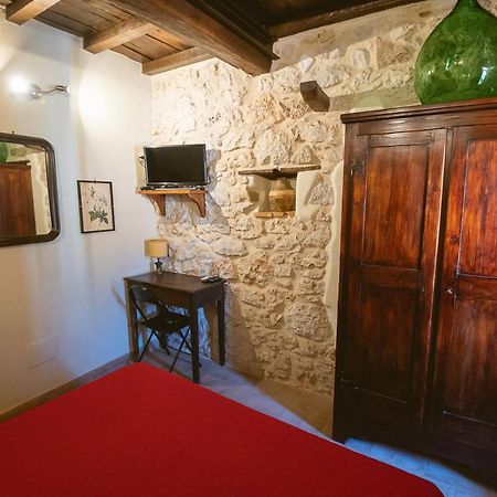 Nena Al Borgo Castello Bed & Breakfast Pico Luaran gambar