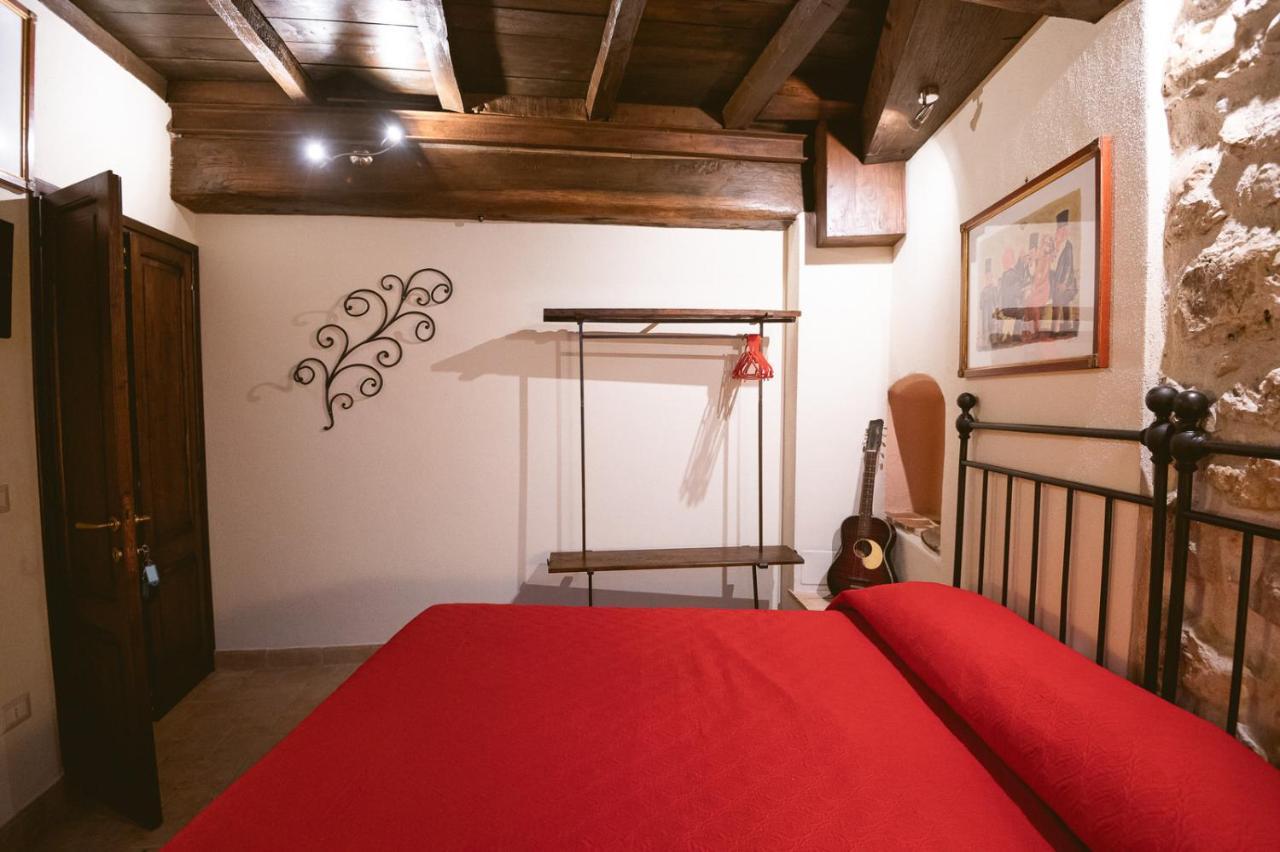 Nena Al Borgo Castello Bed & Breakfast Pico Luaran gambar