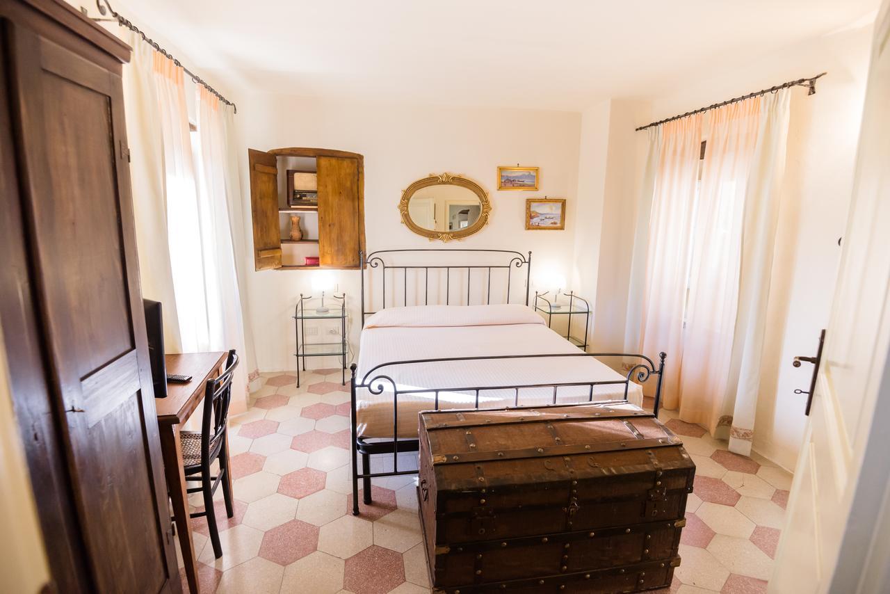 Nena Al Borgo Castello Bed & Breakfast Pico Luaran gambar