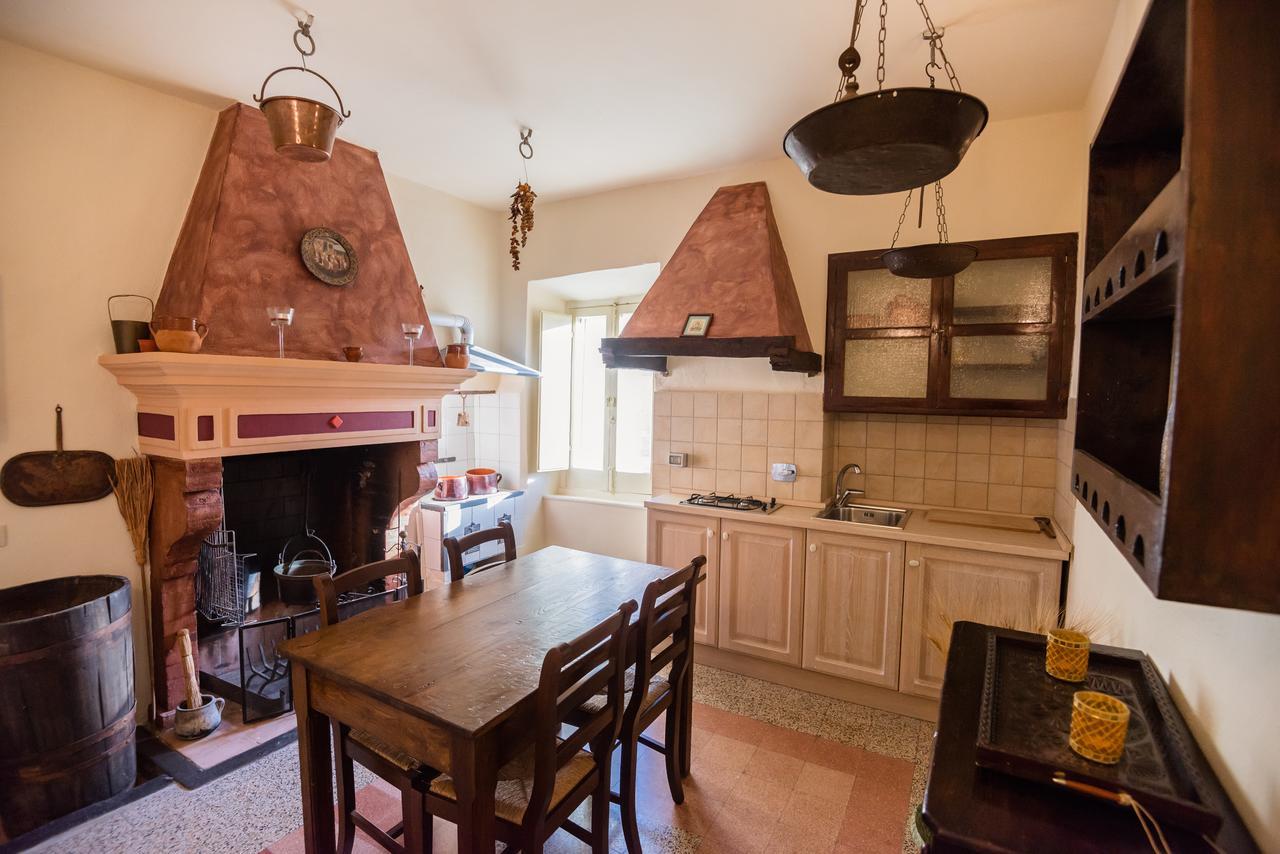 Nena Al Borgo Castello Bed & Breakfast Pico Luaran gambar