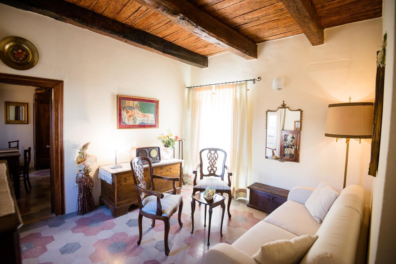 Nena Al Borgo Castello Bed & Breakfast Pico Luaran gambar