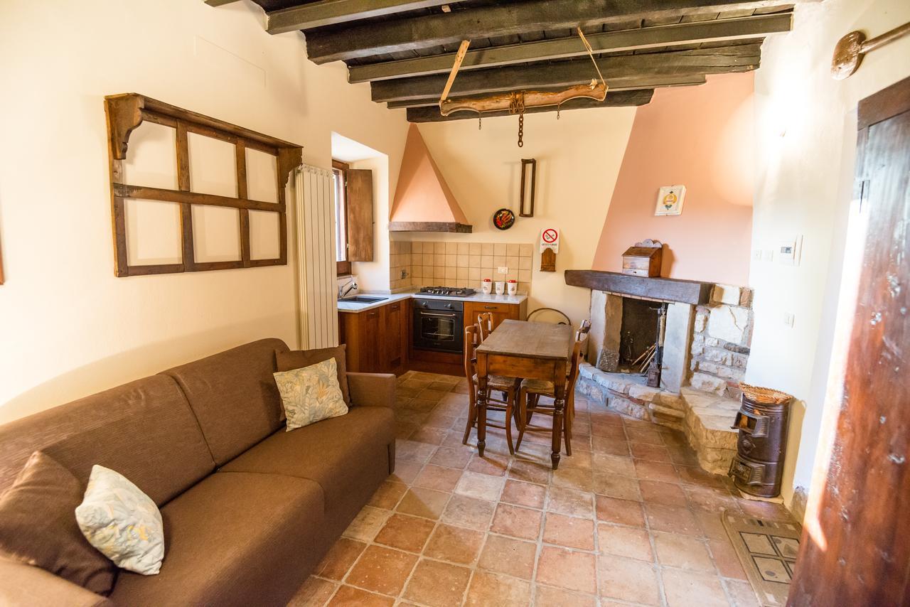 Nena Al Borgo Castello Bed & Breakfast Pico Luaran gambar